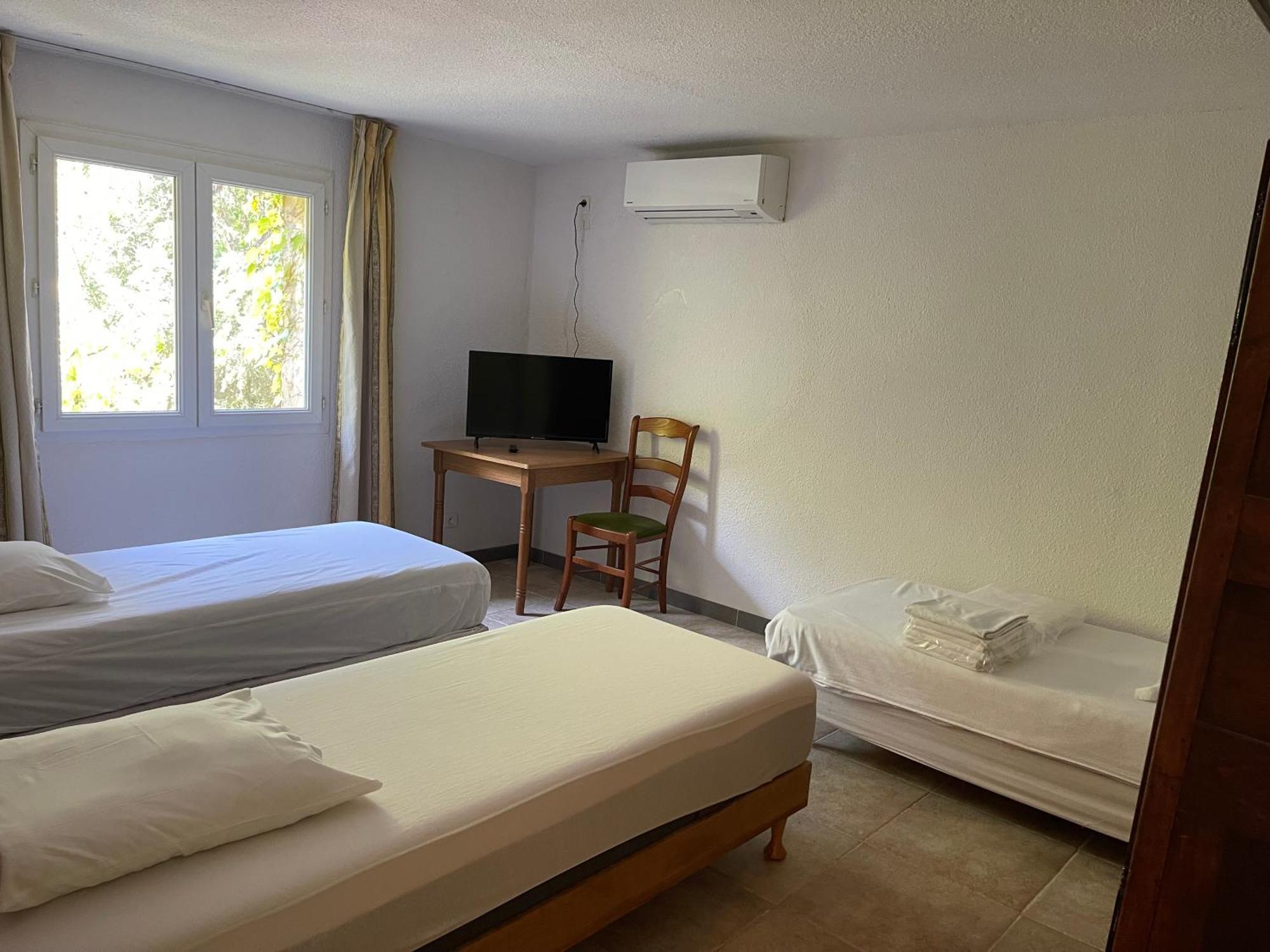 Apart'Hotel Les 4 Sources Corbés Eksteriør bilde